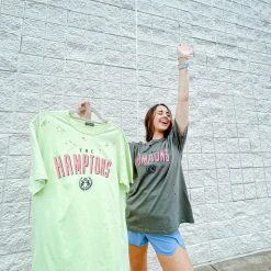 Zutter Tops The Hamptons Graphic Tee