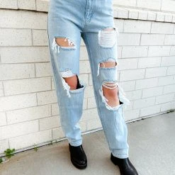 KanCan Bottoms Leigh 90's Boyfriend Jeans