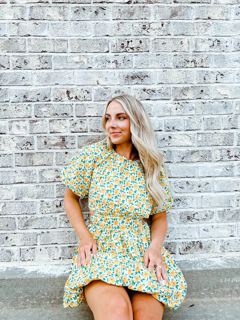 TCEC Charlie Floral Cut Out Dress - Stylish Women's Summer Dress 3 TCEC Charlie Floral Cut Out Dress