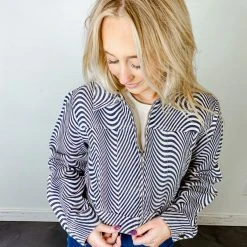 Le Lis Sloane Printed Denim Jacket