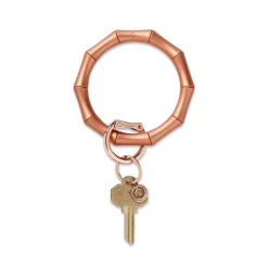 Oventure Bamboo O Ring Keychain Lifestyle