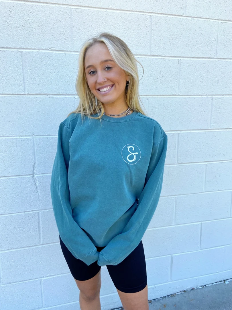 Cropped Sweatshirt by The Swank Company | Stylish Women's Outerwear 5 Sweatshirts Cropped The Swank Company Sweatshirt