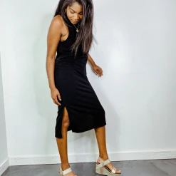 Cherish Lily Sleeveless Midi Dress