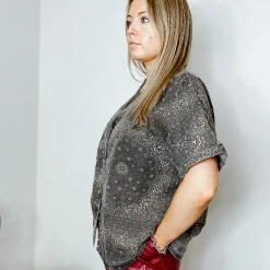 POL Paisley Printed Button Up Top