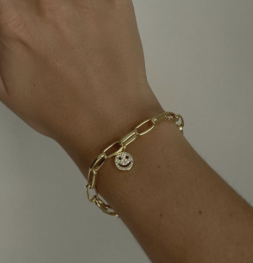 Jewels By Jessica JBJ | Kaia Smiley Bracelet - Stylish Gold-Tone Adjustable Bracelet for Women 3 Jewels By Jessica JBJ | Kaia Smiley Bracelet