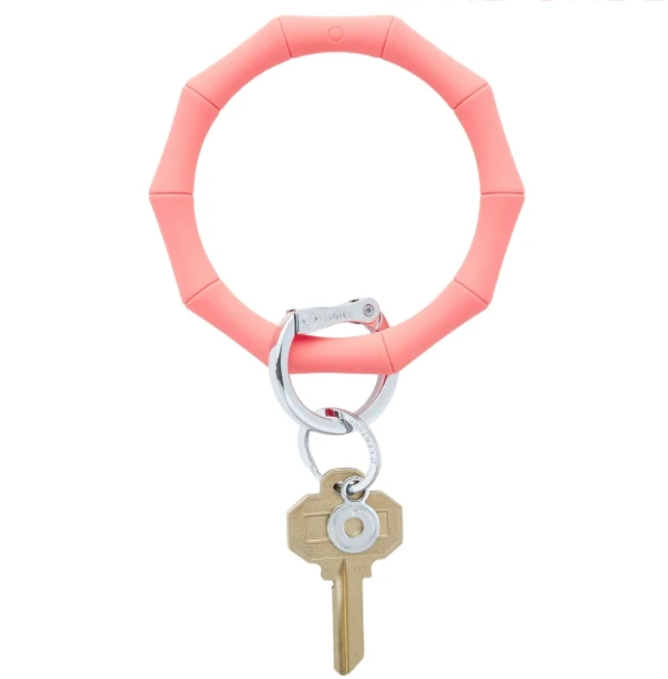 Oventure Bamboo Silicone Big O Ring Lifestyle - Eco-Friendly & Durable Design 3 Oventure Bamboo Silicone Big O Ring Lifestyle