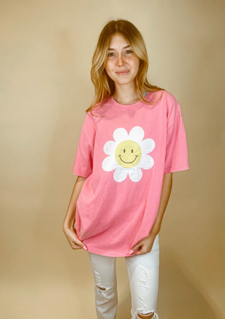 Fantastic Fawn Smile Daisy Oversized Tee Shirt - Soft Cotton Casual Top for Women 4 Fantastic Fawn Smile Daisy Oversized Tee Shirt
