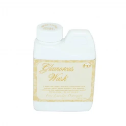 Tyler Candle Company Tyler Glamorous Wash Lifestyle