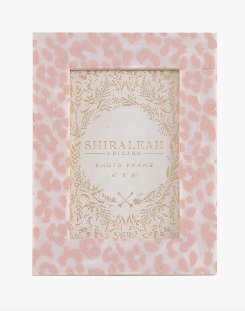 Shiraleah Leonis Picture Frame - Elegant Lifestyle Décor for Home & Office 3 Shiraleah Leonis Picture Frame Lifestyle