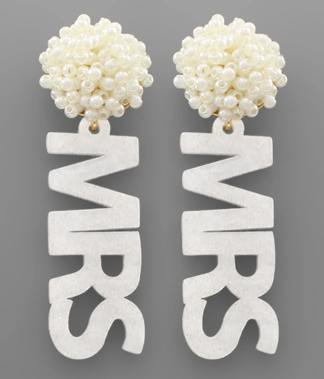 Golden Stella Mrs. Statement Earrings - Elegant Jewelry for Women 4 Golden Stella Mrs. Statement Earrings