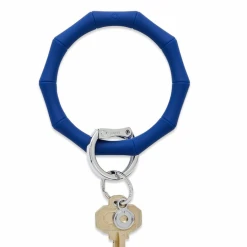Oventure Bamboo O Ring Keychain Lifestyle