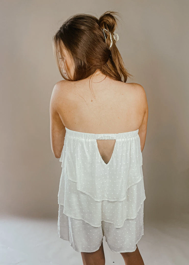 Stylish Listicle Florence Swiss Dot Romper for Women - Summer Casual Jumpsuit 5 Listicle Florence Swiss Dot Romper