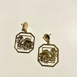 Golden Stella Metal Gameday Cutout Earrings